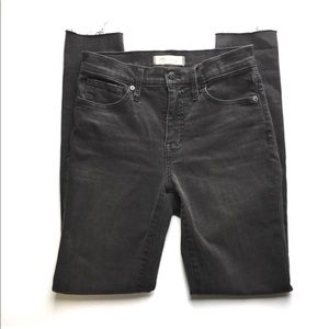 Madewell 9" Mid Rise Skinny Distressed Denim Jeans